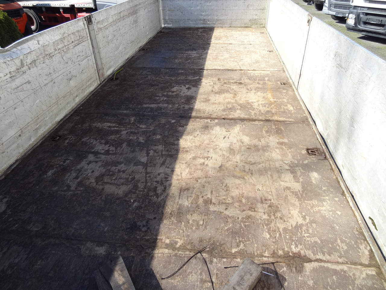 Scania R440 6X2*4 Kran HMF 3000 bis 30 Meter - Lastbil med lad, Lastbil med kran: billede 3 Scania R440 6X2*4 Kran HMF 3000 bis 30 Meter - Lastbil med lad, Lastbil med kran: billede 3