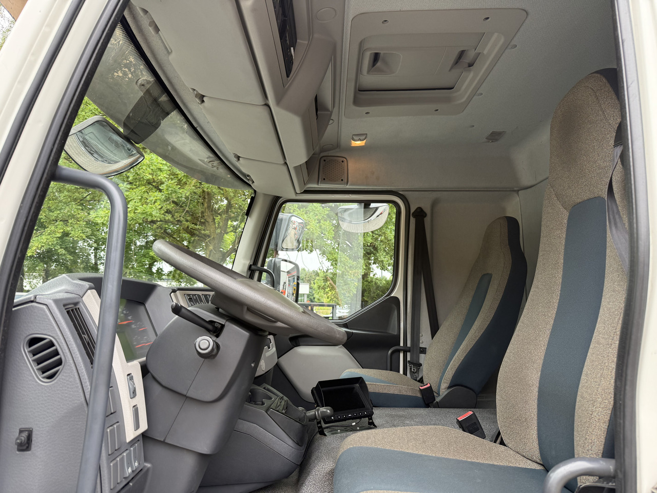 Volvo FL250.16 HMF 875 K3 - Lastbil med kran: billede 4 Volvo FL250.16 HMF 875 K3 - Lastbil med kran: billede 4