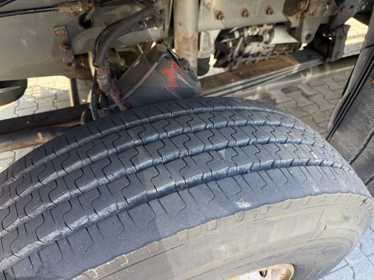 Volvo FM12 420 4X4 Kran MKG 300 bis 24 Meter - Lastbil med kran: billede 5 Volvo FM12 420 4X4 Kran MKG 300 bis 24 Meter - Lastbil med kran: billede 5