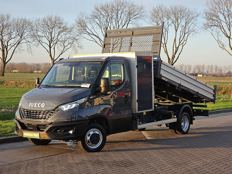 Iveco Daily 35C18 3.0L 3-Zijden Kipper - Ladbil med tip: billede 2 Iveco Daily 35C18 3.0L 3-Zijden Kipper - Ladbil med tip: billede 2