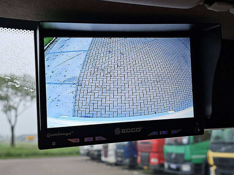 Varebil med kasse Iveco Daily 35S14       Bakwagen Laadklep!: billede 14