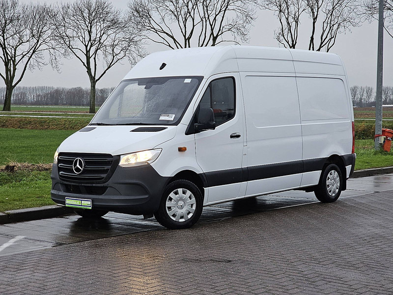 Mercedes-Benz Sprinter 315 L2H2 Mbux AC Euro6! - Varevogn: billede 2 Mercedes-Benz Sprinter 315 L2H2 Mbux AC Euro6! - Varevogn: billede 2