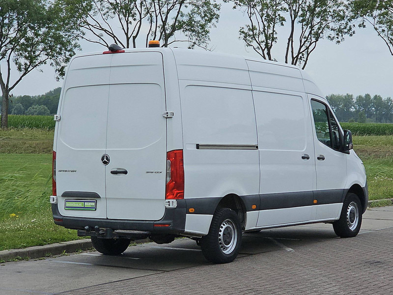 Mercedes-Benz Sprinter 319 L2H2 V6 3.5t-Trekh. - Varevogn: billede 3 Mercedes-Benz Sprinter 319 L2H2 V6 3.5t-Trekh. - Varevogn: billede 3