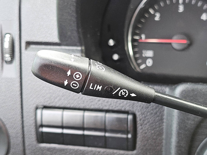 Små varebil Volkswagen Crafter 35 2.0 ac cruisecontrol: billede 12 Små varebil Volkswagen Crafter 35 2.0 ac cruisecontrol: billede 12