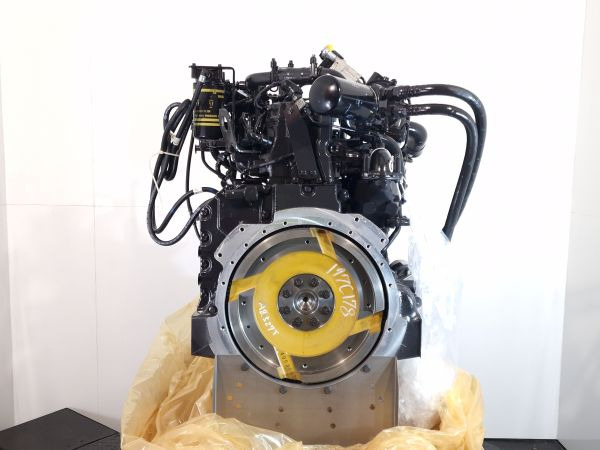 Cummins/Komatsu QSB4.5/SAA4D107E-3 Engine (Plant) - Motor for Entreprenørmaskin: billede 3 Cummins/Komatsu QSB4.5/SAA4D107E-3 Engine (Plant) - Motor for Entreprenørmaskin: billede 3