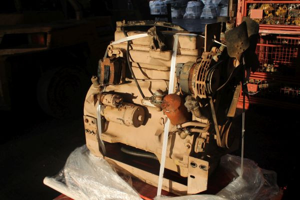 John Deere 4230 DF - Motor for Industrimaskine: billede 2 John Deere 4230 DF - Motor for Industrimaskine: billede 2
