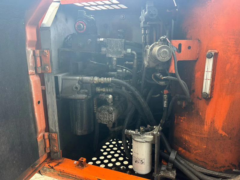 Hitachi ZX110 - Bæltegravemaskine: billede 5 Hitachi ZX110 - Bæltegravemaskine: billede 5