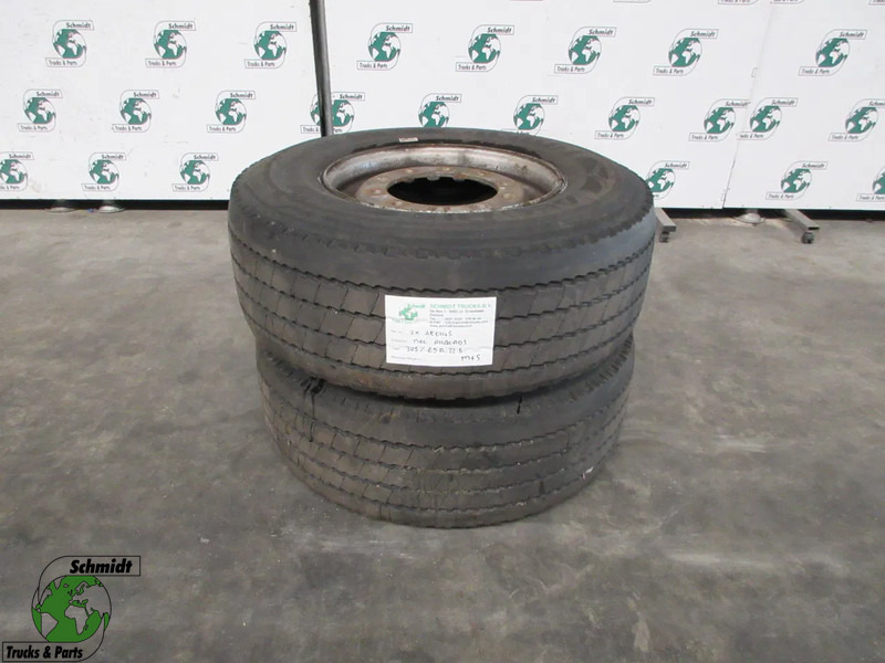 Aeolus 385 65 R 22.5 VOORBAND M+S MET STAAL WIEL 2 X OP VOORRAAD - Dæk for Lastbil: billede 1 Aeolus 385 65 R 22.5 VOORBAND M+S MET STAAL WIEL 2 X OP VOORRAAD - Dæk for Lastbil: billede 1