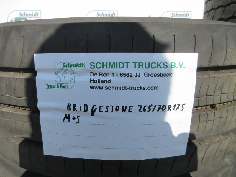 Bridgestone 265/70R 17.5 VOORBAND MET STAAL WIEL 2 X PROFIEL CA 70% M+S - Dæk for Lastbil: billede 3 Bridgestone 265/70R 17.5 VOORBAND MET STAAL WIEL 2 X PROFIEL CA 70% M+S - Dæk for Lastbil: billede 3