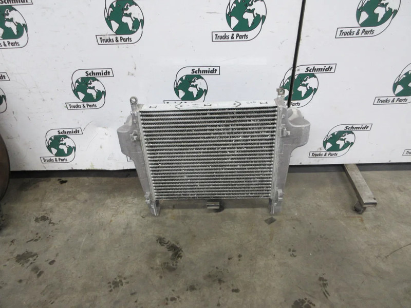 DAF 1708456 // 1708449 RADIATEUR INTERCOOLER DAF 230 LF MODEL 2020 - Køler for Lastbil: billede 4 DAF 1708456 // 1708449 RADIATEUR INTERCOOLER DAF 230 LF MODEL 2020 - Køler for Lastbil: billede 4