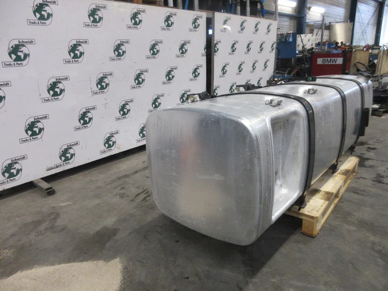 DAF 1944801 DIESELTANK 845 LITER INHOUD DAF XF CF EURO 6 - Brændstoftank for Lastbil: billede 2 DAF 1944801 DIESELTANK 845 LITER INHOUD DAF XF CF EURO 6 - Brændstoftank for Lastbil: billede 2