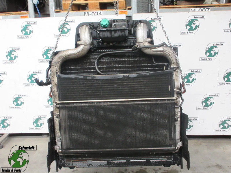 DAF 2204691 // 1940146 // 2125896 RADIATEUR INTERCOOLER DAF 440 EURO 6 - Køler for Lastbil: billede 1 DAF 2204691 // 1940146 // 2125896 RADIATEUR INTERCOOLER DAF 440 EURO 6 - Køler for Lastbil: billede 1