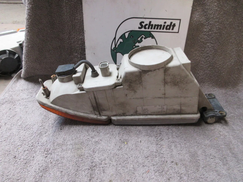 MAN 81.25320-6090 MAN TGA RECHTS MISTLAMP MODEL 2005 - Tågelygte for Lastbil: billede 4 MAN 81.25320-6090 MAN TGA RECHTS MISTLAMP MODEL 2005 - Tågelygte for Lastbil: billede 4