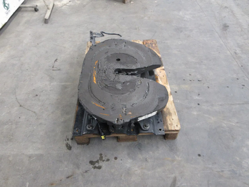 MAN 81.42710-6308 // 42KO-150-Z9 // 81.42715-0037 81.42710-6308 // 42KO-150-Z9 // 81.42715-0037 MAN 18.520 TGX MODEL 2024 - Drejeskammel for Lastbil: billede 3 MAN 81.42710-6308 // 42KO-150-Z9 // 81.42715-0037 81.42710-6308 // 42KO-150-Z9 // 81.42715-0037 MAN 18.520 TGX MODEL 2024 - Drejeskammel for Lastbil: billede 3