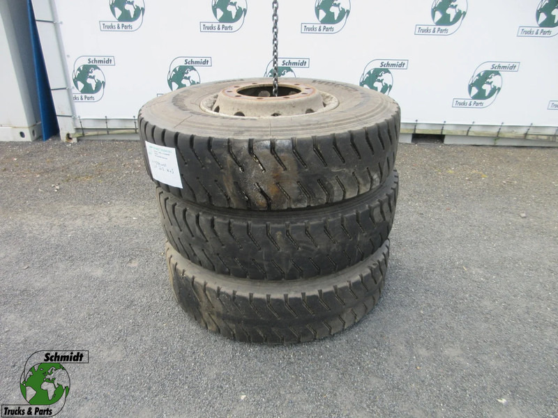 Windpower 13R 22.5 M+S 2 X BAND MET WIEL WINDPOWER WDC52 - Dæk for Lastbil: billede 1 Windpower 13R 22.5 M+S 2 X BAND MET WIEL WINDPOWER WDC52 - Dæk for Lastbil: billede 1