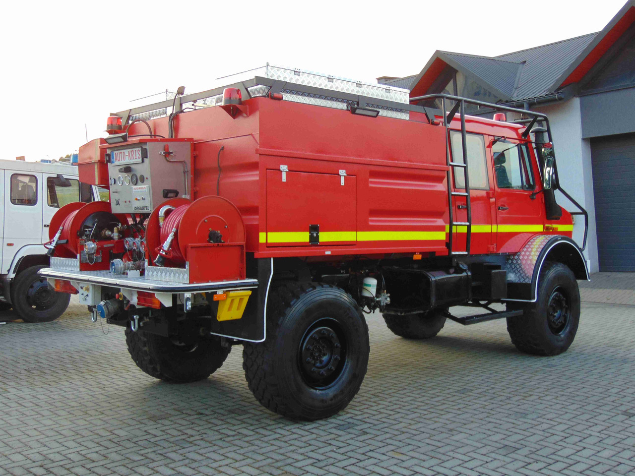 MERCEDES-BENZ Unimog U5000 4x4 DESAUTEL - 5000 WATER !!! - Brandbil: billede 4 MERCEDES-BENZ Unimog U5000 4x4 DESAUTEL - 5000 WATER !!! - Brandbil: billede 4