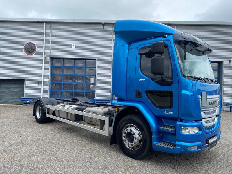 DAF LF290 / ONLY:429873KM / LWDS / GOOD TYRES / AUTOMATIC / EURO-6 / 2018 - Lastbil chassis: billede 2 DAF LF290 / ONLY:429873KM / LWDS / GOOD TYRES / AUTOMATIC / EURO-6 / 2018 - Lastbil chassis: billede 2