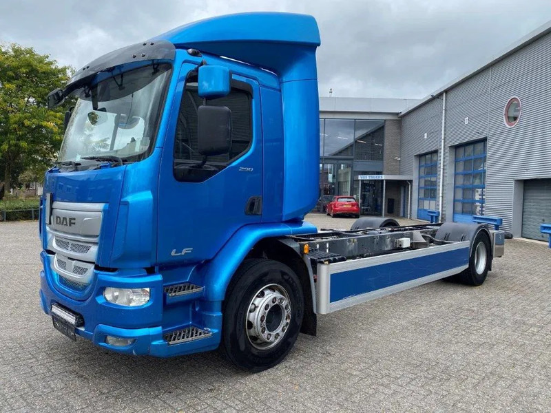 DAF LF290 / ONLY:429873KM / LWDS / GOOD TYRES / AUTOMATIC / EURO-6 / 2018 - Lastbil chassis: billede 1 DAF LF290 / ONLY:429873KM / LWDS / GOOD TYRES / AUTOMATIC / EURO-6 / 2018 - Lastbil chassis: billede 1