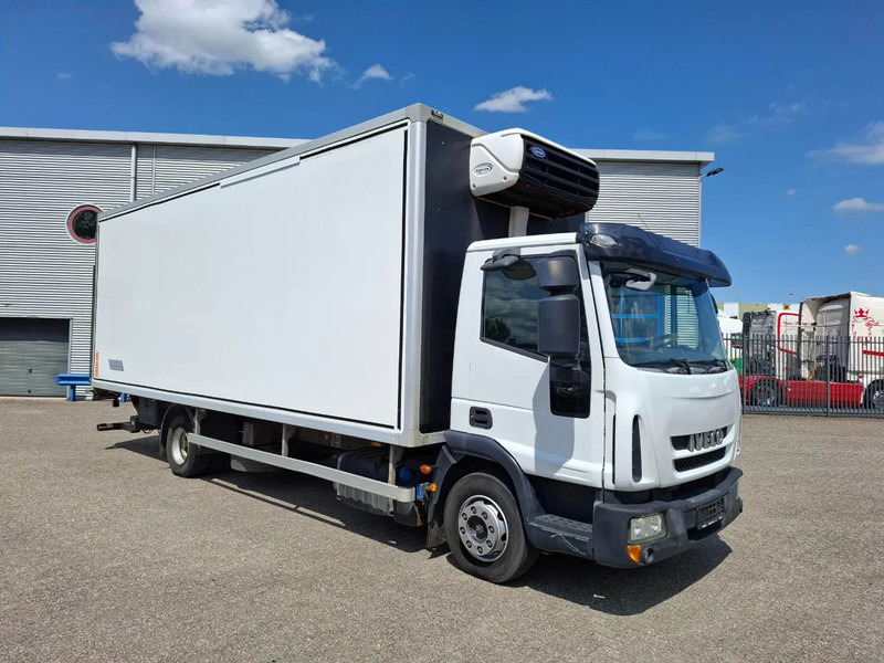 Iveco EuroCargo 120 / COOL TRUCK / CARRIER XARIOS 600 / PLATFORM 2000KG / ONLY:340634 KM / AIRCO / MANUAL / EURO-6 / 2014 - Isotermisk lastbil: billede 2 Iveco EuroCargo 120 / COOL TRUCK / CARRIER XARIOS 600 / PLATFORM 2000KG / ONLY:340634 KM / AIRCO / MANUAL / EURO-6 / 2014 - Isotermisk lastbil: billede 2