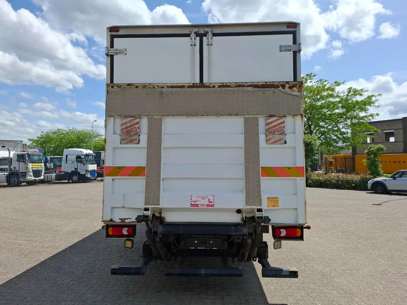 Iveco EuroCargo 120 / COOL TRUCK / CARRIER XARIOS 600 / PLATFORM 2000KG / ONLY:340634 KM / AIRCO / MANUAL / EURO-6 / 2014 - Isotermisk lastbil: billede 4 Iveco EuroCargo 120 / COOL TRUCK / CARRIER XARIOS 600 / PLATFORM 2000KG / ONLY:340634 KM / AIRCO / MANUAL / EURO-6 / 2014 - Isotermisk lastbil: billede 4