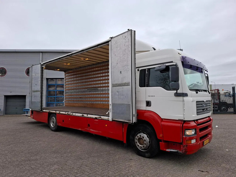 MAN TG310A / NL TRUCK / TUV:06-07-2026 / ONLY:249085 KM / SMART TACHO / 1SIDE OPEN / PLATFORM 2000 KG / AUTOMATIC / EURO-3 / 2002 - Lastbil varevogn: billede 3 MAN TG310A / NL TRUCK / TUV:06-07-2026 / ONLY:249085 KM / SMART TACHO / 1SIDE OPEN / PLATFORM 2000 KG / AUTOMATIC / EURO-3 / 2002 - Lastbil varevogn: billede 3