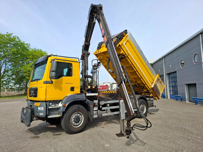 MAN TGM 18.250 / 4X4 / NL TRUCK / TUV:30-04-2026 / 118783 KM / HMF 1110 K2 / ROTATOR / GOOD TYRES / FULL-STEEL / DRUM BRAKES / MANUA - Tipvogn lastbil, Lastbil med kran: billede 1 MAN TGM 18.250 / 4X4 / NL TRUCK / TUV:30-04-2026 / 118783 KM / HMF 1110 K2 / ROTATOR / GOOD TYRES / FULL-STEEL / DRUM BRAKES / MANUA - Tipvogn lastbil, Lastbil med kran: billede 1