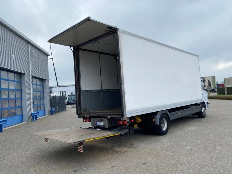 Mercedes-Benz ATEGO 1624 / AUTOMATIC / CLOSED BOX / SIDE DOORS / AIRCO / LWDS / FCW / EURO-6 / 2016 - Lastbil varevogn: billede 4 Mercedes-Benz ATEGO 1624 / AUTOMATIC / CLOSED BOX / SIDE DOORS / AIRCO / LWDS / FCW / EURO-6 / 2016 - Lastbil varevogn: billede 4