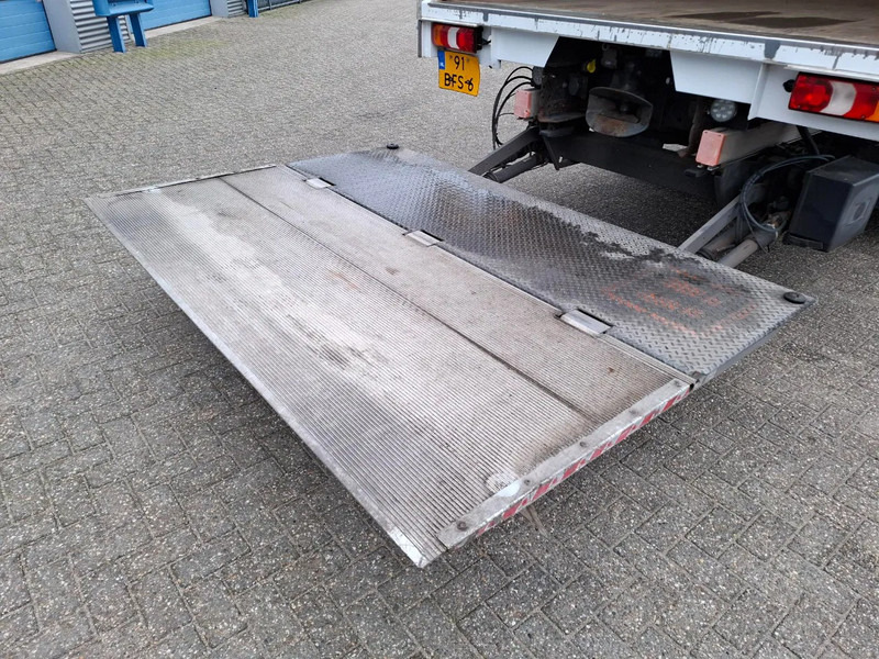 Lastbil varevogn Mercedes-Benz Actros 2843 / NL TRUCK / TUV:08-01-2026 / LIFT+LENKACHSE / SMART TACHO / NAVI / PLATFORM 1500 KG / 2XBED / EURO-6 / 2015: billede 17