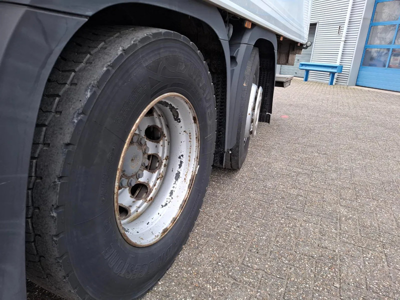 Lastbil varevogn Mercedes-Benz Actros 2843 / NL TRUCK / TUV:08-01-2026 / LIFT+LENKACHSE / SMART TACHO / NAVI / PLATFORM 1500 KG / 2XBED / EURO-6 / 2015: billede 15