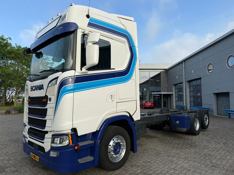 Lastbil chassis Scania NGS S500 / NL TRUCK / TUV:11-03-2026 / PARKCOOL / DOUBLE TANK / LEATHER / ALCOA / AUTOMATIC / EURO-6 / 2018: billede 1