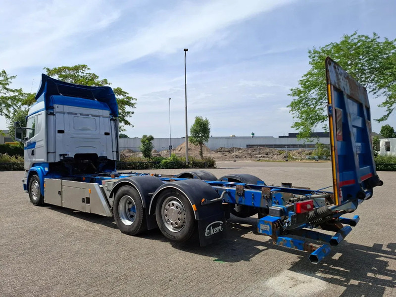 Scania R580 V8 / RETARDER / LIFT+LENKACHSE / FULL-AIR / PLATFORM 2000 KG / NAVI / LEATHER / AIRCO / AUTOMATIC / EURO-6 / 2014 - Lastbil chassis: billede 3 Scania R580 V8 / RETARDER / LIFT+LENKACHSE / FULL-AIR / PLATFORM 2000 KG / NAVI / LEATHER / AIRCO / AUTOMATIC / EURO-6 / 2014 - Lastbil chassis: billede 3