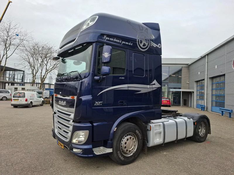 DAF XF106-440 / NL TRUCK / TUV:19-03-2026 / SMART TACHO / ACC / LWDS / FRIDGE / FULL SPOILER / AUTOMATIC / EURO-6 / 2016 - Trækker: billede 1 DAF XF106-440 / NL TRUCK / TUV:19-03-2026 / SMART TACHO / ACC / LWDS / FRIDGE / FULL SPOILER / AUTOMATIC / EURO-6 / 2016 - Trækker: billede 1