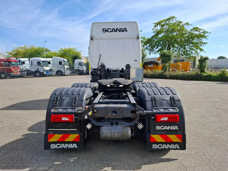 Scania NGS R650 V8 / 6X4 / RETARDER / 2X BIG AXLE / PARKCOOL / DOUBLE TANK / INLINER / FULL-AIR / ALCOA / LEATHER / NAVI / GEN2 V2 / EU - Trækker: billede 4 Scania NGS R650 V8 / 6X4 / RETARDER / 2X BIG AXLE / PARKCOOL / DOUBLE TANK / INLINER / FULL-AIR / ALCOA / LEATHER / NAVI / GEN2 V2 / EU - Trækker: billede 4