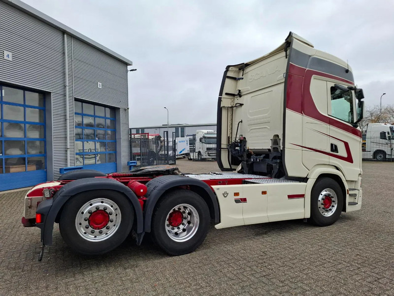 Scania NGS S650 V8 / RETARDER / 633397 KM / 9 TON FRONT AXELE / FULL-AIR / INLINER / FULL SPOILER / LEATHER / ALCOA / NAVI / FRIDGE / E - Trækker: billede 5 Scania NGS S650 V8 / RETARDER / 633397 KM / 9 TON FRONT AXELE / FULL-AIR / INLINER / FULL SPOILER / LEATHER / ALCOA / NAVI / FRIDGE / E - Trækker: billede 5