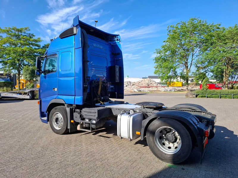 Volvo FH13-400 / HYDRAULICS / NL TRUCK / TUV:14-09-2025 / GLOBETROTTER / FRIGDE / AIRCO / AUTOMATIC / EURO-5 / 2006 - Trækker: billede 3 Volvo FH13-400 / HYDRAULICS / NL TRUCK / TUV:14-09-2025 / GLOBETROTTER / FRIGDE / AIRCO / AUTOMATIC / EURO-5 / 2006 - Trækker: billede 3