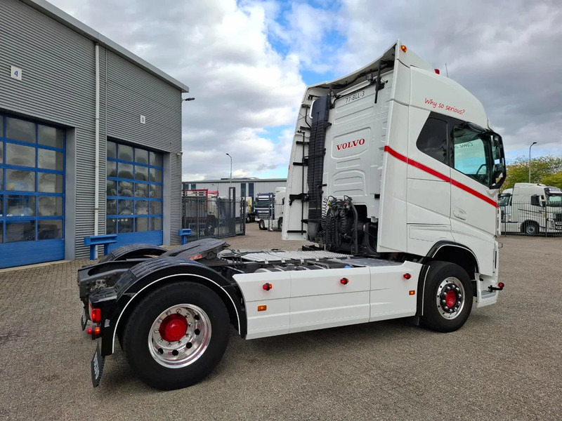 Volvo FH4-460 / CLEAN NL TRUCK / VEB+ / ADR / ACC / LWDS / DAS / DOUBLE TANK / LEATHER / FRIDGE / ALCOA / EURO-6 / 2016 - Trækker: billede 5 Volvo FH4-460 / CLEAN NL TRUCK / VEB+ / ADR / ACC / LWDS / DAS / DOUBLE TANK / LEATHER / FRIDGE / ALCOA / EURO-6 / 2016 - Trækker: billede 5