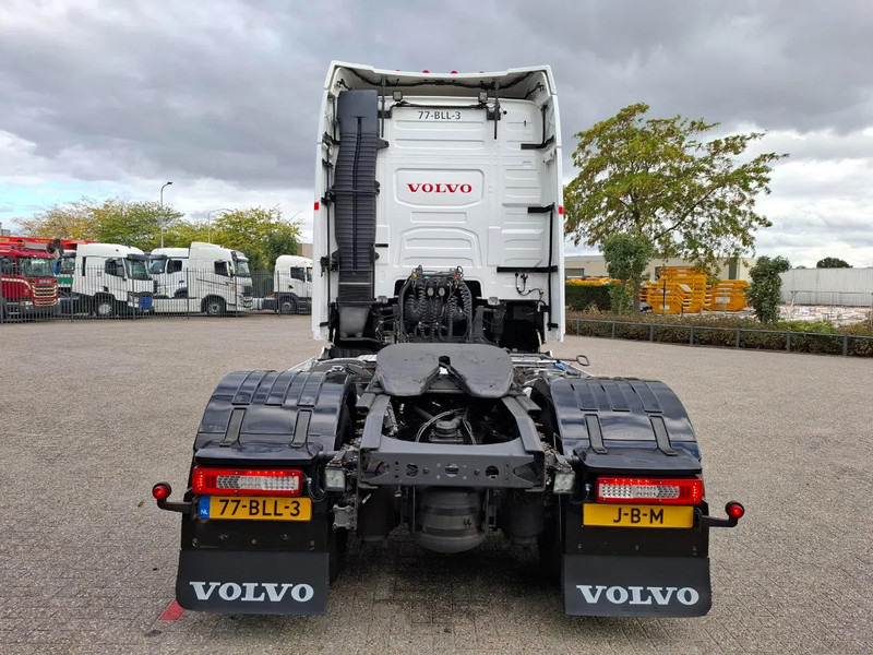 Volvo FH4-460 / CLEAN NL TRUCK / VEB+ / ADR / ACC / LWDS / DAS / DOUBLE TANK / LEATHER / FRIDGE / ALCOA / EURO-6 / 2016 - Trækker: billede 4 Volvo FH4-460 / CLEAN NL TRUCK / VEB+ / ADR / ACC / LWDS / DAS / DOUBLE TANK / LEATHER / FRIDGE / ALCOA / EURO-6 / 2016 - Trækker: billede 4