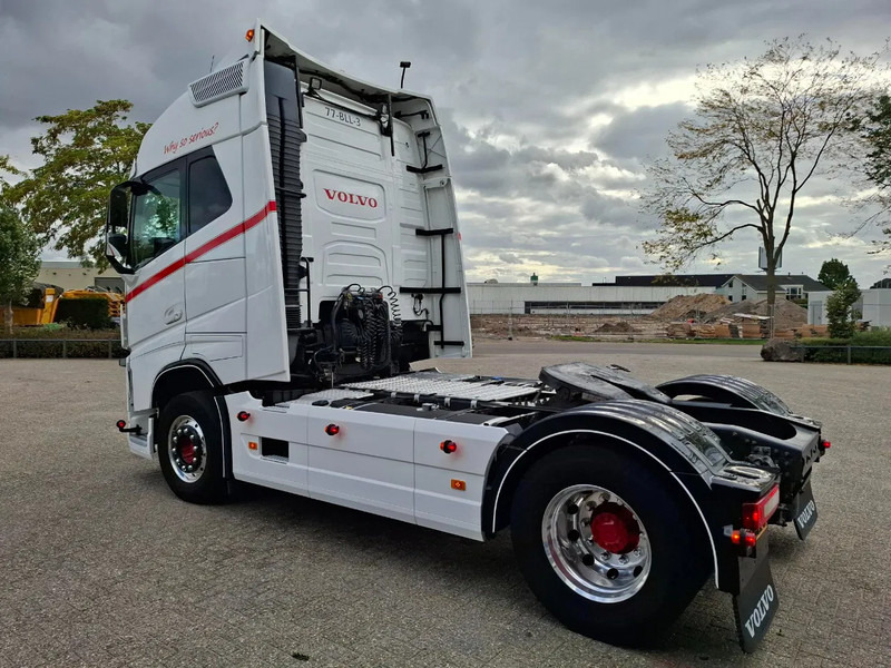 Volvo FH4-460 / CLEAN NL TRUCK / VEB+ / ADR / ACC / LWDS / DAS / DOUBLE TANK / LEATHER / FRIDGE / ALCOA / EURO-6 / 2016 - Trækker: billede 3 Volvo FH4-460 / CLEAN NL TRUCK / VEB+ / ADR / ACC / LWDS / DAS / DOUBLE TANK / LEATHER / FRIDGE / ALCOA / EURO-6 / 2016 - Trækker: billede 3