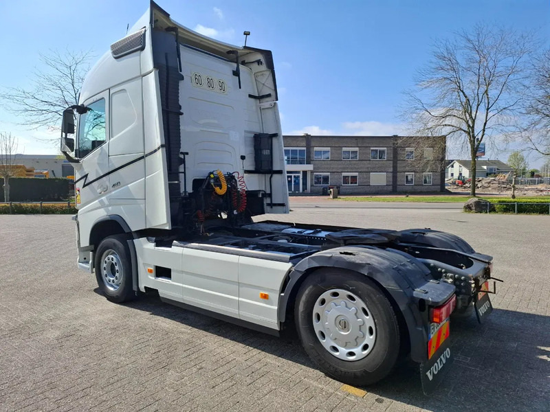 Volvo FH4-460 / VEB+ / DOUBLE TANK / FRIDGE / AUTOMATIC / EURO-6 / 2018 - Trækker: billede 3 Volvo FH4-460 / VEB+ / DOUBLE TANK / FRIDGE / AUTOMATIC / EURO-6 / 2018 - Trækker: billede 3