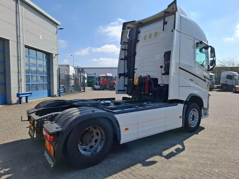 Volvo FH4-460 / VEB+ / DOUBLE TANK / FRIDGE / AUTOMATIC / EURO-6 / 2018 - Trækker: billede 5 Volvo FH4-460 / VEB+ / DOUBLE TANK / FRIDGE / AUTOMATIC / EURO-6 / 2018 - Trækker: billede 5