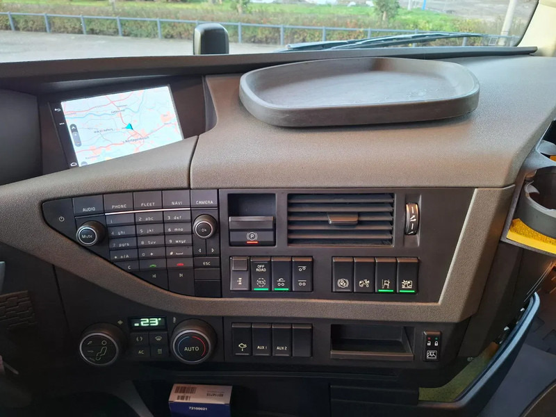 Lastbil chassis Volvo FH16-750 / BIG AXLE / VEB+ / ONLY:679711 KM / TECHNICAL 70TON / 9TON FRONT AXLE / INLINER / FULL-AIR / AUTOMATIC / EURO-6 / 2018: billede 18