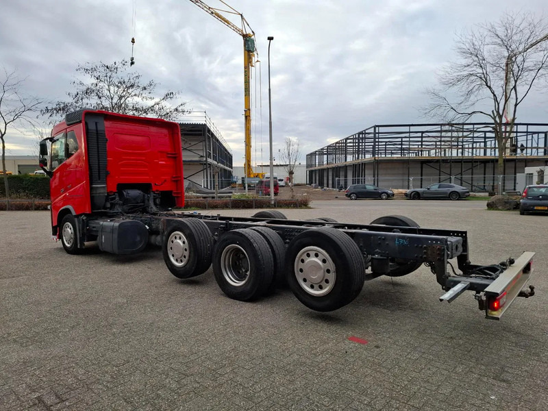 Volvo FH16-750 / VEB+ / ONLY:349761 KM / 9TON FRONT AXLE / INLINER / TECHNICAL 60TON / FULL-AIR / AUTOMATIC / EURO-6 / 2016 - Lastbil chassis: billede 3 Volvo FH16-750 / VEB+ / ONLY:349761 KM / 9TON FRONT AXLE / INLINER / TECHNICAL 60TON / FULL-AIR / AUTOMATIC / EURO-6 / 2016 - Lastbil chassis: billede 3