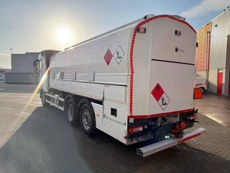 Volvo FH5-500 6X2 / ENGINE RUNNING / LIFT+LENKACHSE / FULL AIR / ADR / EUROTANK / 9-TON FRONT AXLE / I-SAVE / EURO-6 / 2022 - Tankbil: billede 3 Volvo FH5-500 6X2 / ENGINE RUNNING / LIFT+LENKACHSE / FULL AIR / ADR / EUROTANK / 9-TON FRONT AXLE / I-SAVE / EURO-6 / 2022 - Tankbil: billede 3