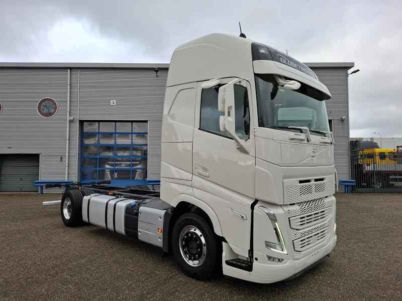 Volvo FH5-500 / XL / VEB+ / I-SAVE / I-PARKCOOL / ONLY:175784 KM / GERMAN TRUCK / FULL-AIR / WB:490 / ALCOA / LEATHER / 2023 - Lastbil chassis: billede 2 Volvo FH5-500 / XL / VEB+ / I-SAVE / I-PARKCOOL / ONLY:175784 KM / GERMAN TRUCK / FULL-AIR / WB:490 / ALCOA / LEATHER / 2023 - Lastbil chassis: billede 2