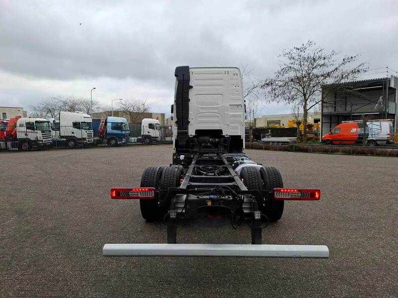 Volvo FH5-500 / XL / VEB+ / I-SAVE / I-PARKCOOL / ONLY:175784 KM / GERMAN TRUCK / FULL-AIR / WB:490 / ALCOA / LEATHER / 2023 - Lastbil chassis: billede 4 Volvo FH5-500 / XL / VEB+ / I-SAVE / I-PARKCOOL / ONLY:175784 KM / GERMAN TRUCK / FULL-AIR / WB:490 / ALCOA / LEATHER / 2023 - Lastbil chassis: billede 4