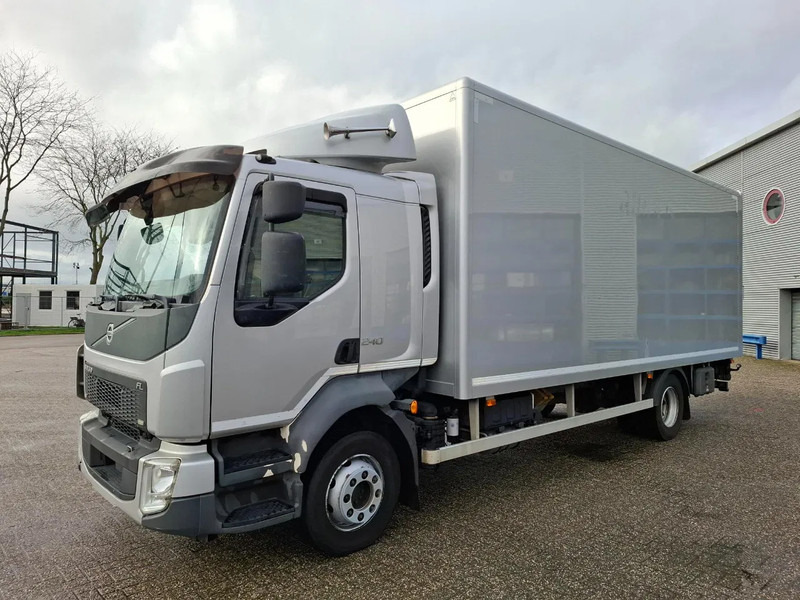 Volvo FL 240 / ONLY:340697 KM / BIG PLATFORM 2TON / TUV:29-01-2026 / LWDS / NAVI / SIDE DOOR / AUTOMATIC / EURO-6 / 2018 - Lastbil varevogn: billede 1 Volvo FL 240 / ONLY:340697 KM / BIG PLATFORM 2TON / TUV:29-01-2026 / LWDS / NAVI / SIDE DOOR / AUTOMATIC / EURO-6 / 2018 - Lastbil varevogn: billede 1