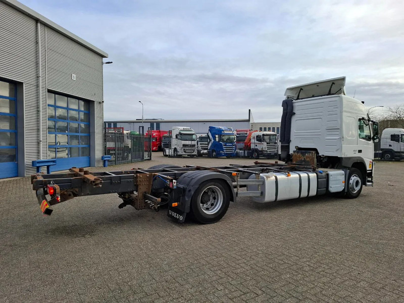 Volvo FM11-450 / VEB / FULL-AIR / 706585 KM / LWDS / AIRCO / BDF SYSTEM / AUTOMATIC / EURO-6 / 2016 - Containerbil/ Veksellad lastbil: billede 5 Volvo FM11-450 / VEB / FULL-AIR / 706585 KM / LWDS / AIRCO / BDF SYSTEM / AUTOMATIC / EURO-6 / 2016 - Containerbil/ Veksellad lastbil: billede 5