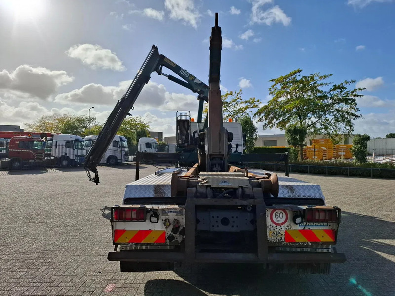 Volvo FM13-400 / 8X4 / AJK HOOK 25TON / CRANE HMF 1560 K3 / ROTATOR / LIFT+LENKACHSE / AIRCO / MANUAL / EURO-4 / 2007 - Lastbil med kran: billede 4 Volvo FM13-400 / 8X4 / AJK HOOK 25TON / CRANE HMF 1560 K3 / ROTATOR / LIFT+LENKACHSE / AIRCO / MANUAL / EURO-4 / 2007 - Lastbil med kran: billede 4