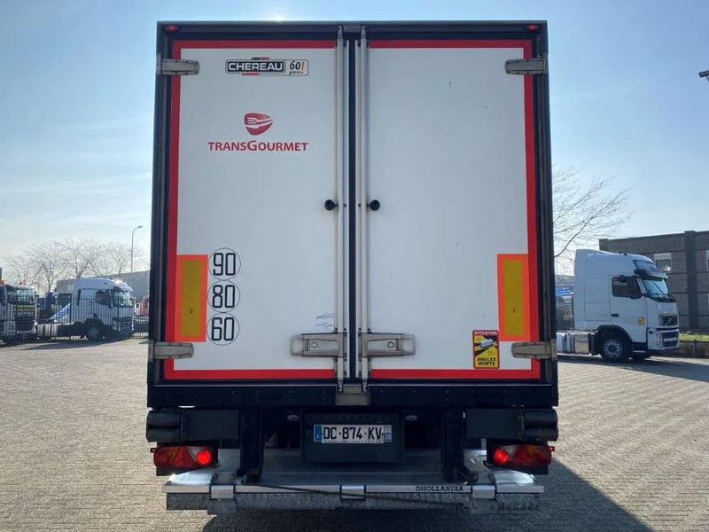Volvo FM4-420 / COMPLETE COOL+FREEZE COMBI / CHEREAU / THROUGH-LOADING SYSTEM / 2XPLATFORM DHOLLANDIA / FREEZING LOCK / AUTOMATIC / EU - Kølevogn lastbil: billede 4 Volvo FM4-420 / COMPLETE COOL+FREEZE COMBI / CHEREAU / THROUGH-LOADING SYSTEM / 2XPLATFORM DHOLLANDIA / FREEZING LOCK / AUTOMATIC / EU - Kølevogn lastbil: billede 4