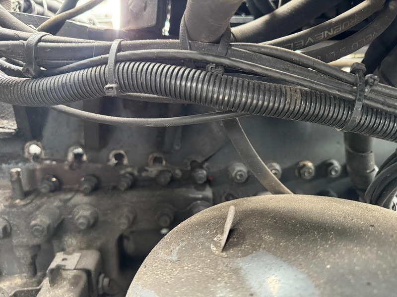 Lastbil med kran DAF CF410 FAQ HMF 2620, Unfall - Damaged.: billede 6